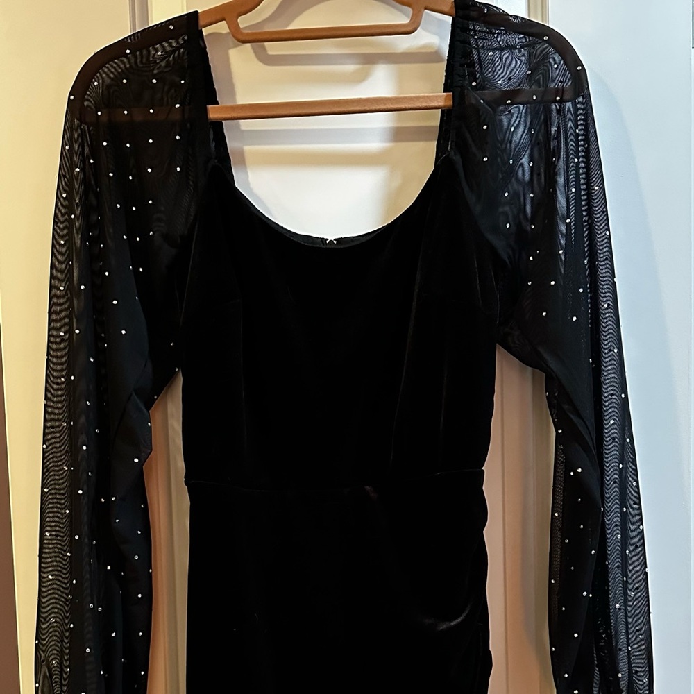 Elegant Black mini Dress with Sheer Sleeves